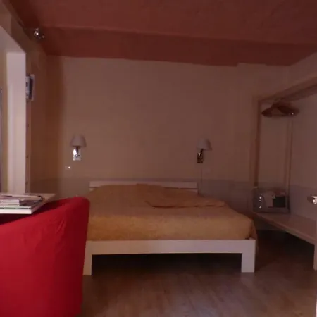 Badia Lejlighed Modena